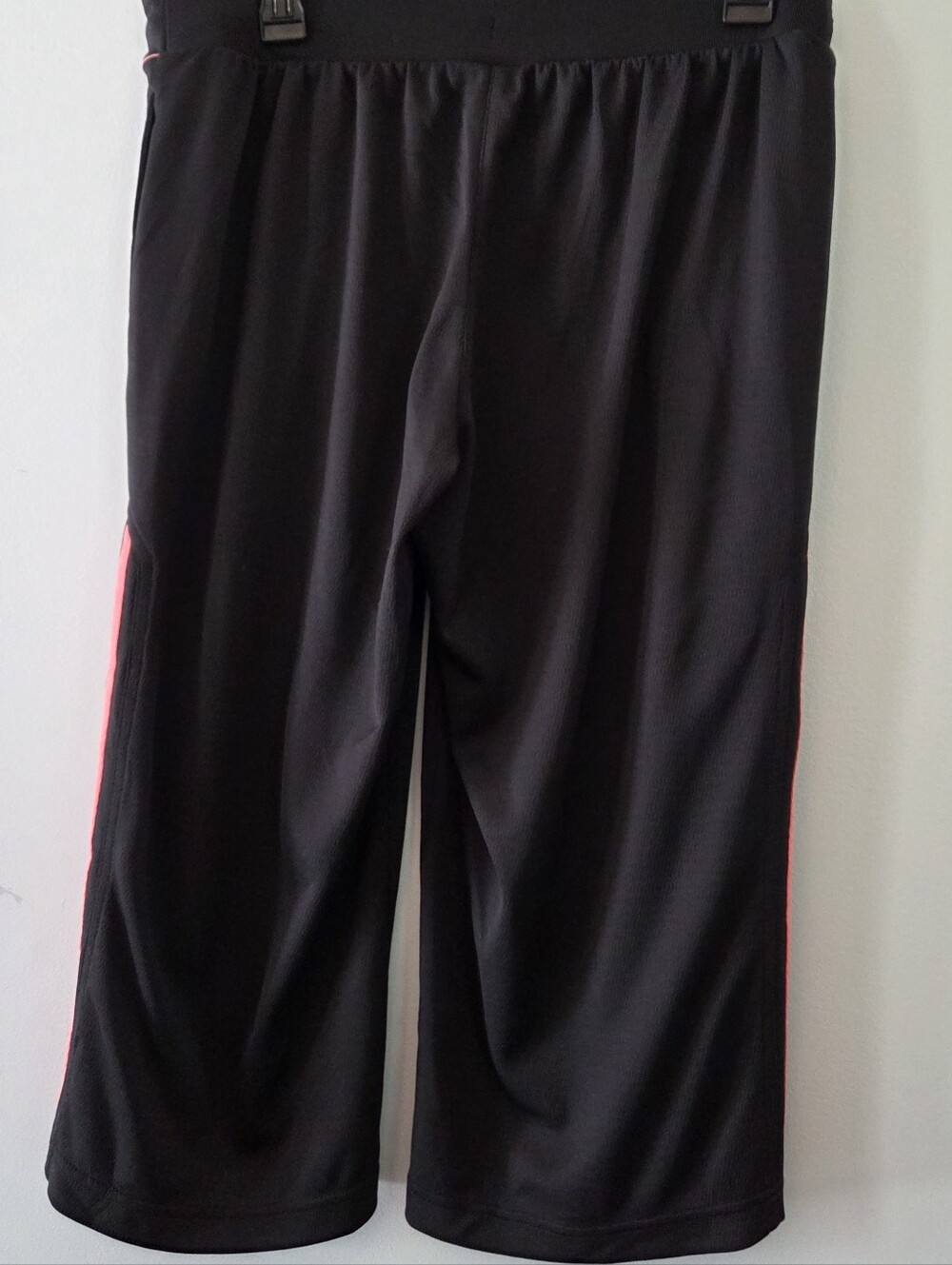 Adidas Black Athletic Capri Pants With Pink Stripes Size M - Picture 5 of 6